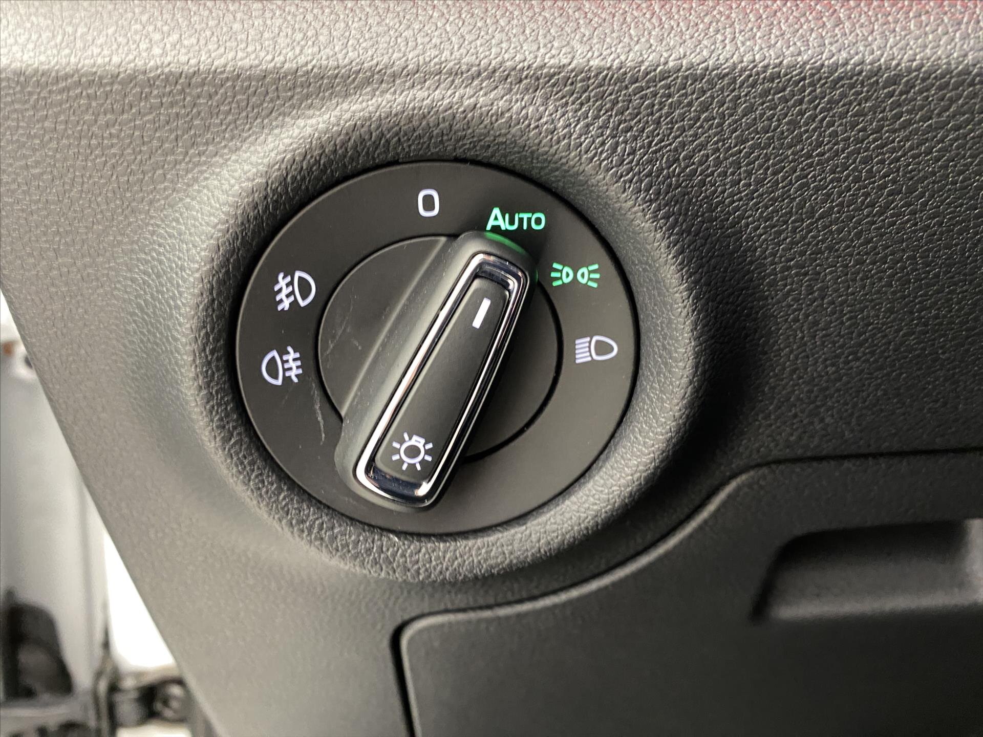 Škoda Kamiq SUV 999,0 85 kw