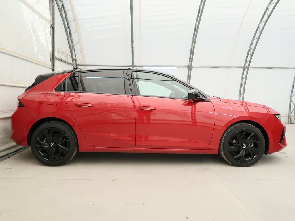 Opel Astra Hatchback 1,2 l 96 kw