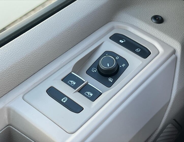 Volkswagen Multivan 20