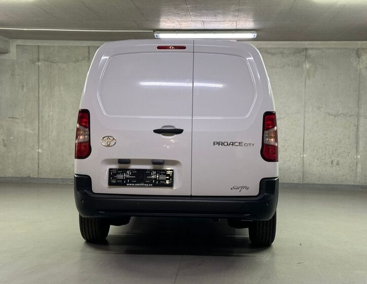 Toyota ProAce City 6