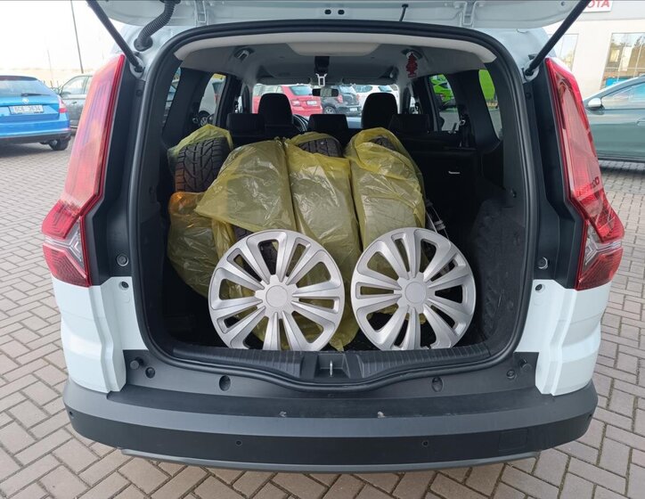 Dacia Jogger Kombi 999,0 67 kw