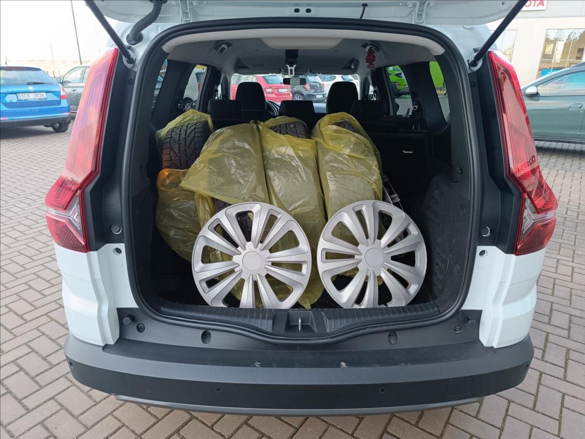 Dacia Jogger Kombi 999,0 67 kw