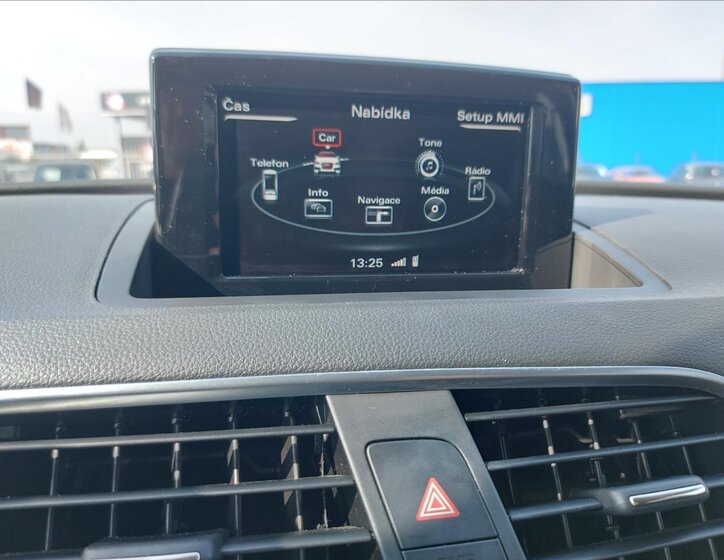 Audi Q3 SUV / Terénní 2,0 l 110 kw