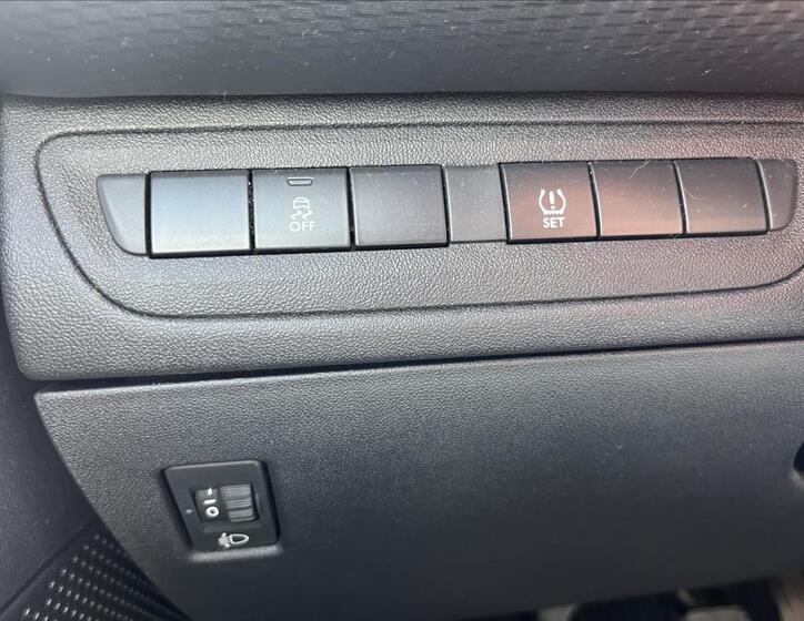 Peugeot 2008 25