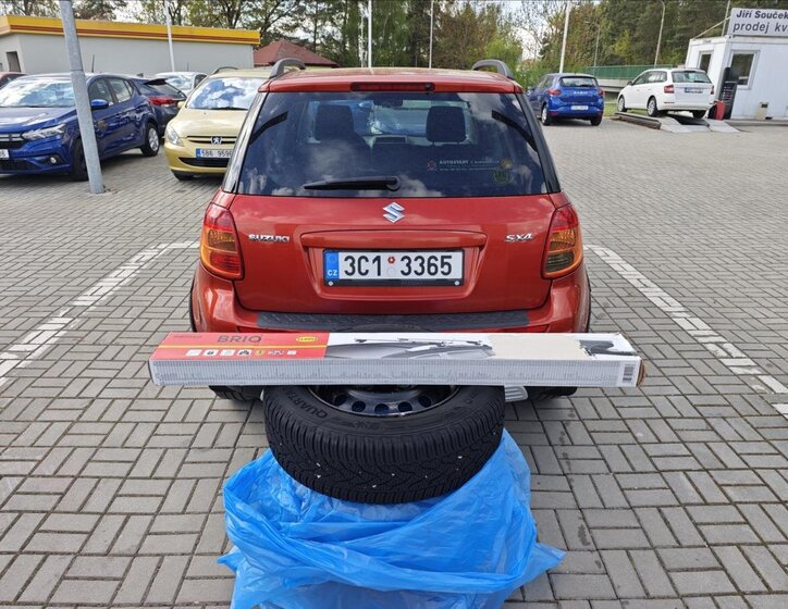 Suzuki SX4 Hatchback 1,5 l 73 kw