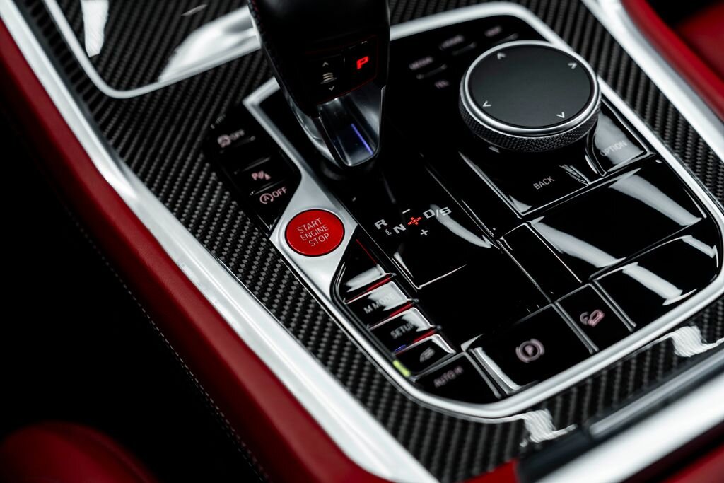 BMW X6 SUV 4,4 l 460 kw