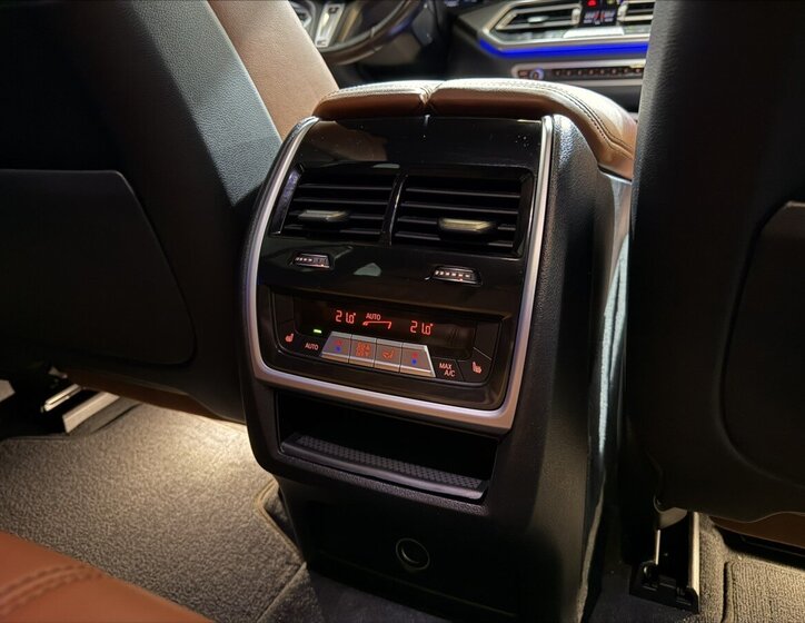 BMW X5 SUV 3,0 l 245 kw