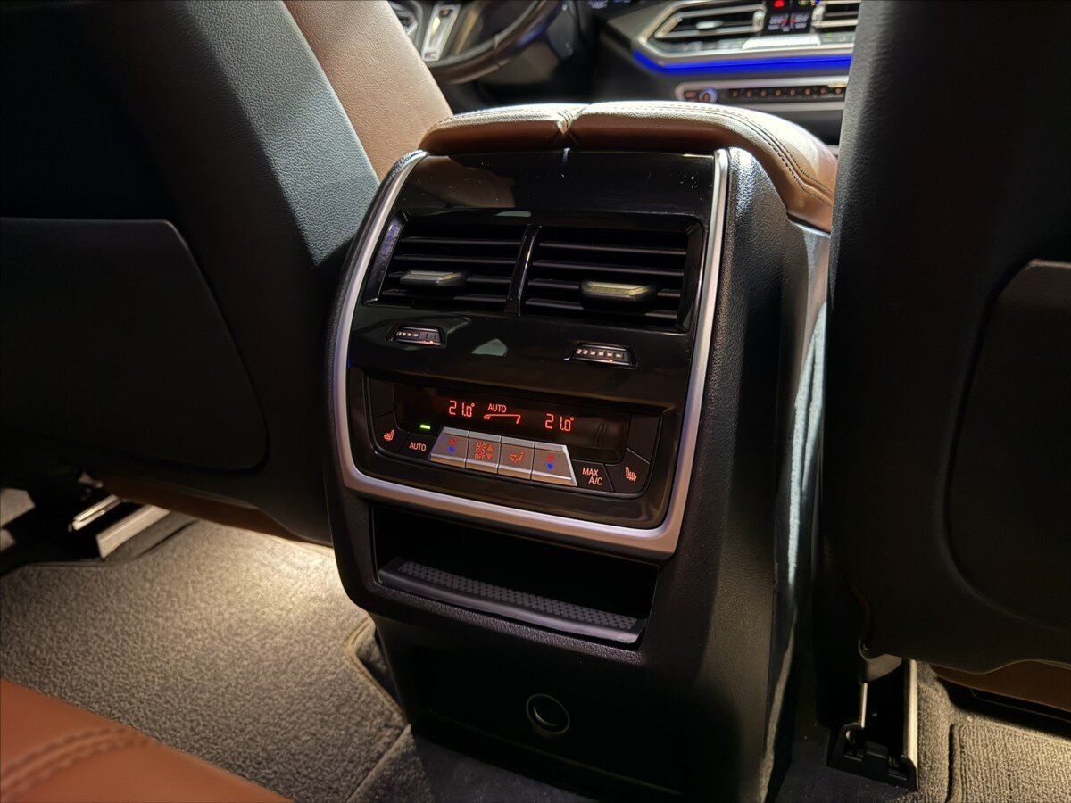 BMW X5 SUV 3,0 l 245 kw