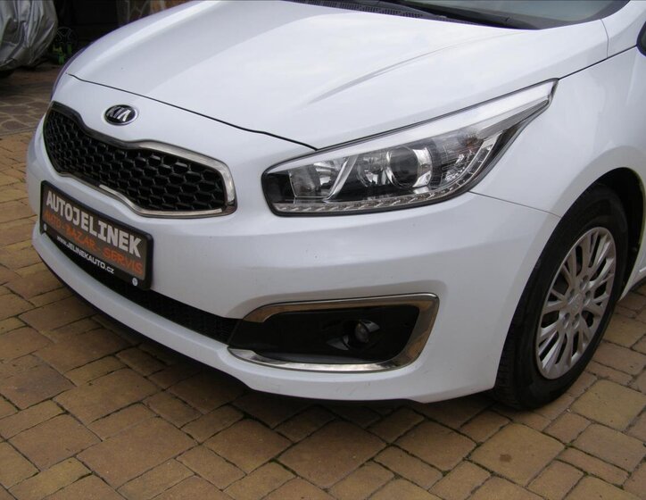 KIA Ceed 9