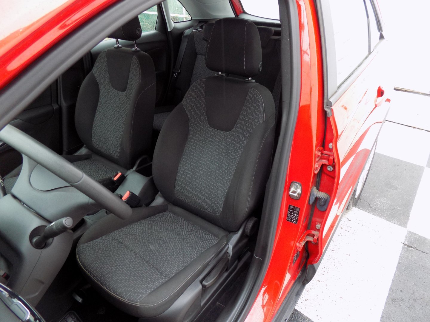 Opel Crossland X SUV 1,2 l 60 kw