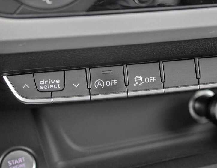 Audi A4 Kombi 2,0 l 110 kw