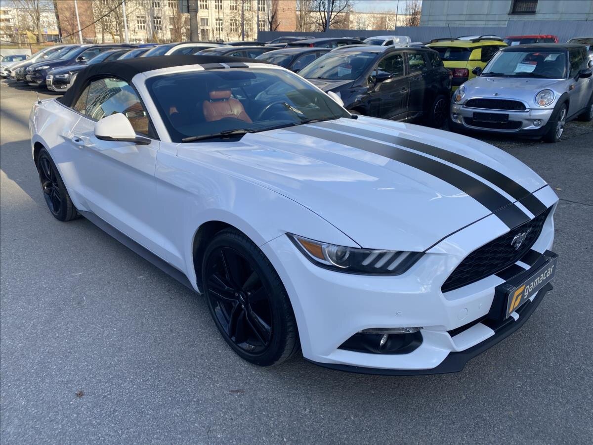 Ford Mustang Kabriolet 2,3 l 233 kw
