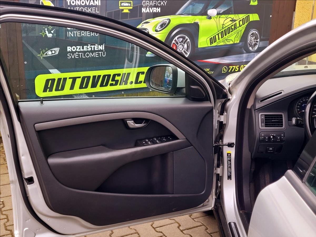 Volvo V70 Kombi 2,4 l 129 kw