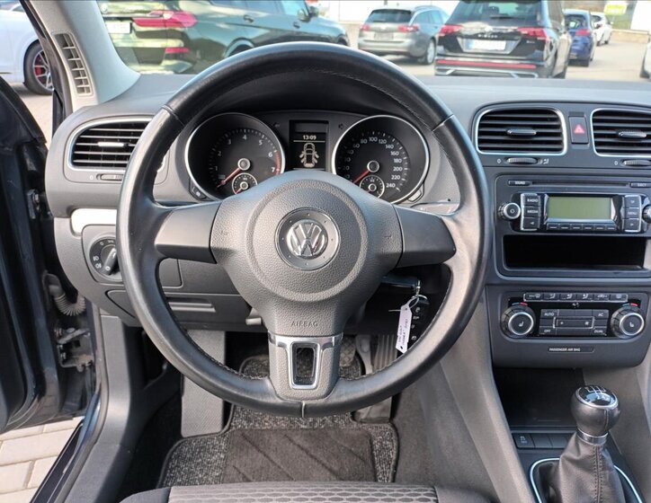 Volkswagen Golf Hatchback 1,4 l 59 kw