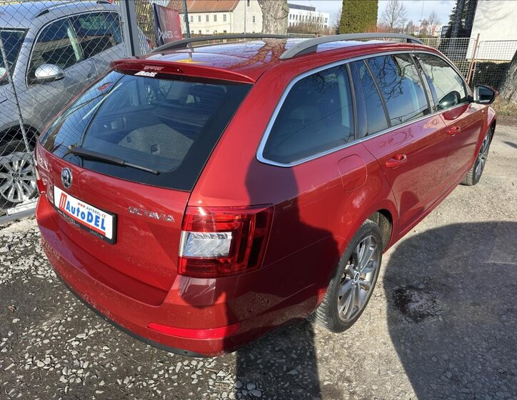 Škoda Octavia Kombi 2,0 l 110 kw