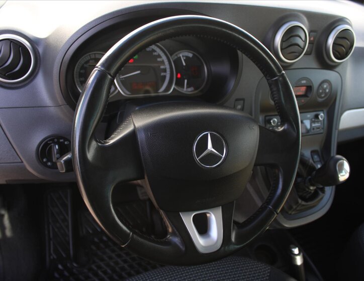 Mercedes-Benz Citan MPV 1,2 l 84 kw