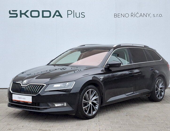 Škoda Superb 1