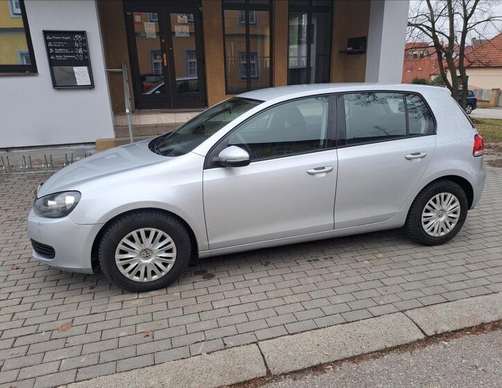 Volkswagen Golf 20