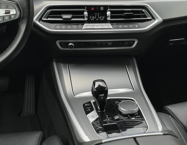 BMW X5 SUV 3,0 l 245 kw