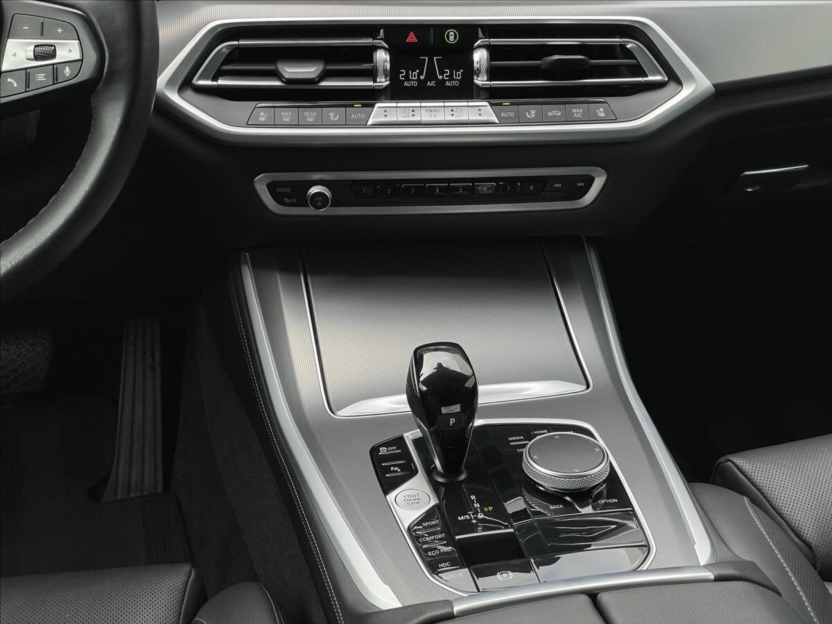 BMW X5 SUV 3,0 l 245 kw