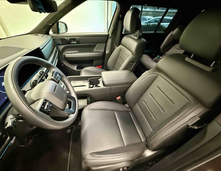 Hyundai Santa Fe SUV 1,6 l 117 kw