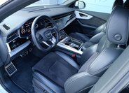 Audi Q8 SUV / Terénní 3,0 l 210 kw