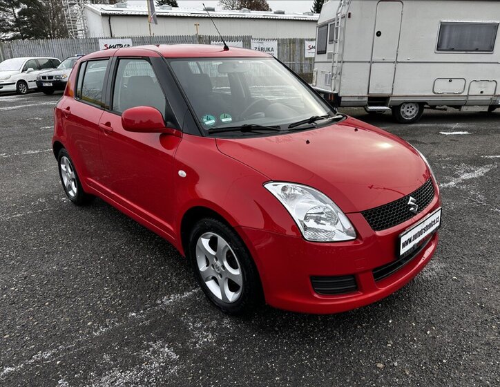 Suzuki Swift Hatchback 1,3 l 67 kw