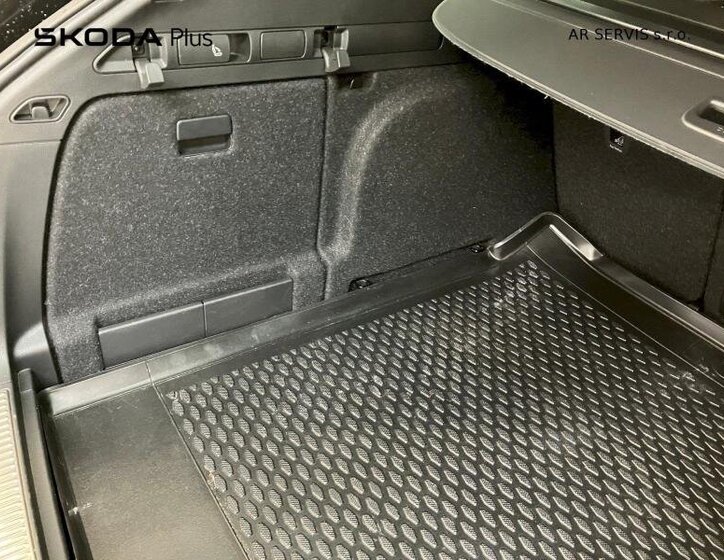 Škoda Superb Kombi 2,0 l 147 kw