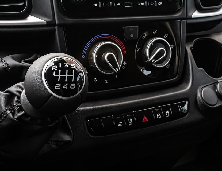 Peugeot Boxer Skříň 2,2 l 132 kw