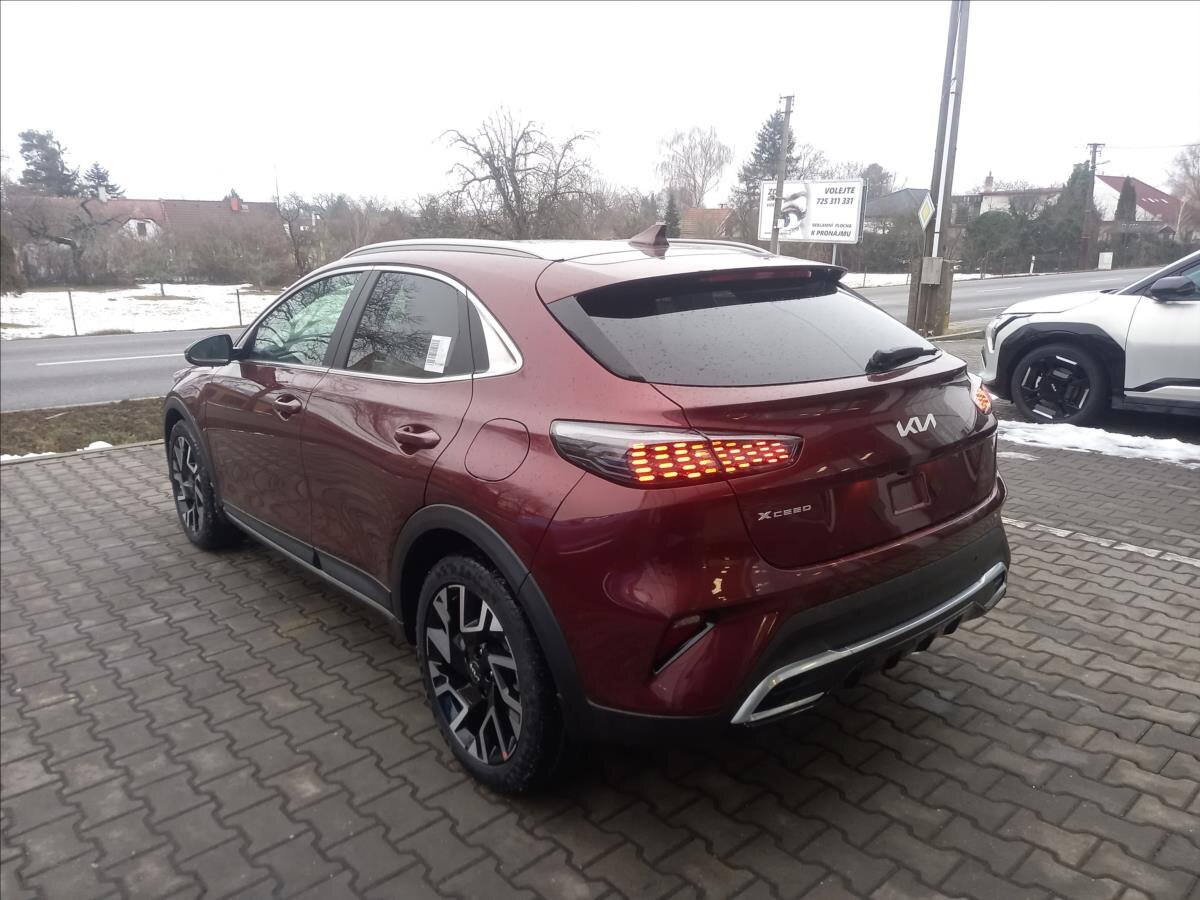 KIA XCeed CUV 1,6 l 110 kw