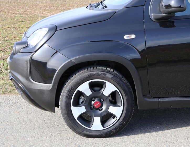 Fiat Panda Hatchback 999,0 51 kw