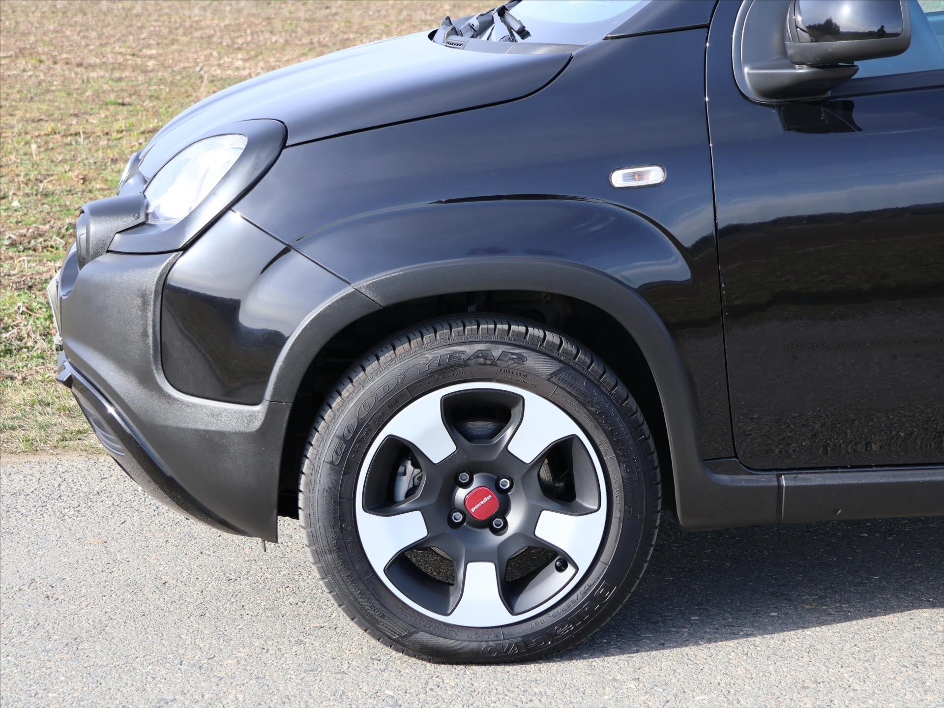 Fiat Panda Hatchback 999,0 51 kw