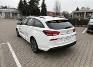 Hyundai i30 Kombi 1,5 l 103 kw