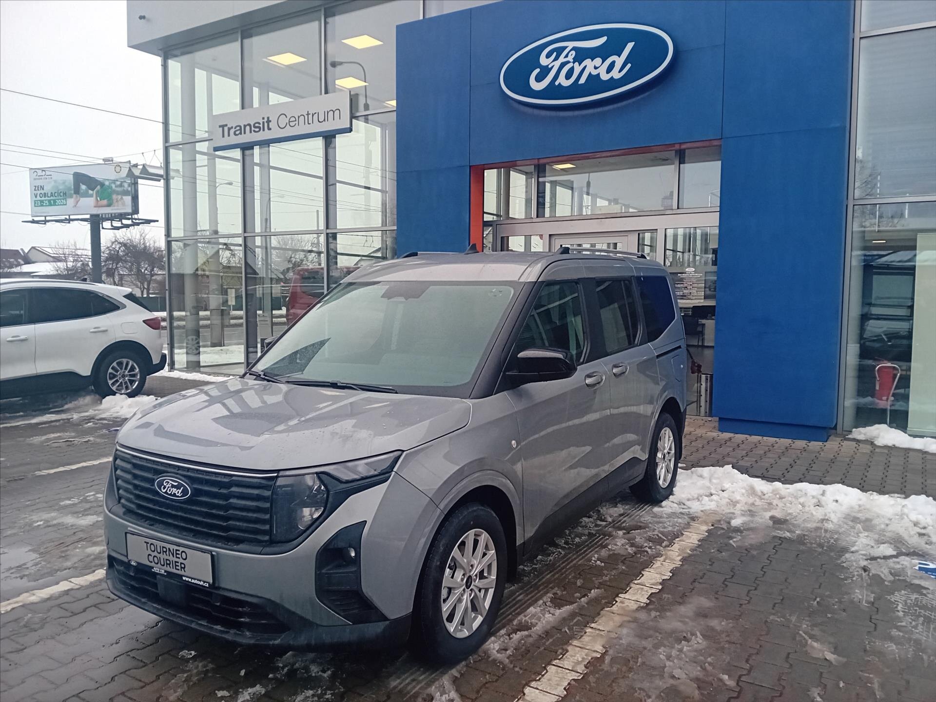 Ford Tourneo Courier MPV 999,0 92 kw