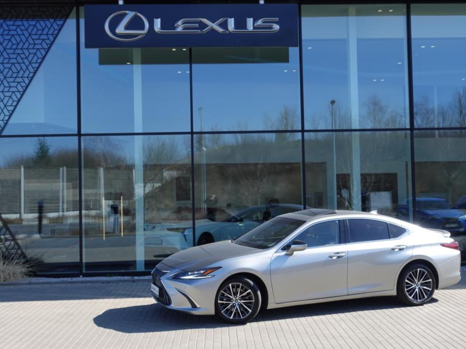 Lexus ES 300h 1