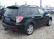 Subaru Forester 4