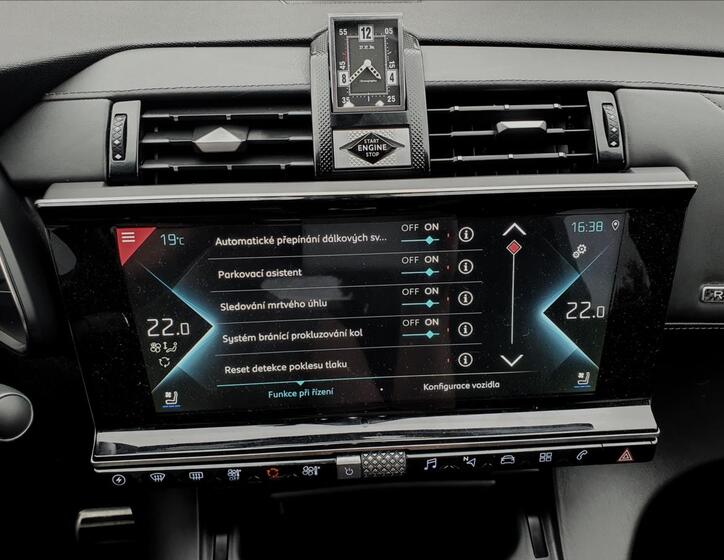 DS Automobiles DS7 Crossback 30