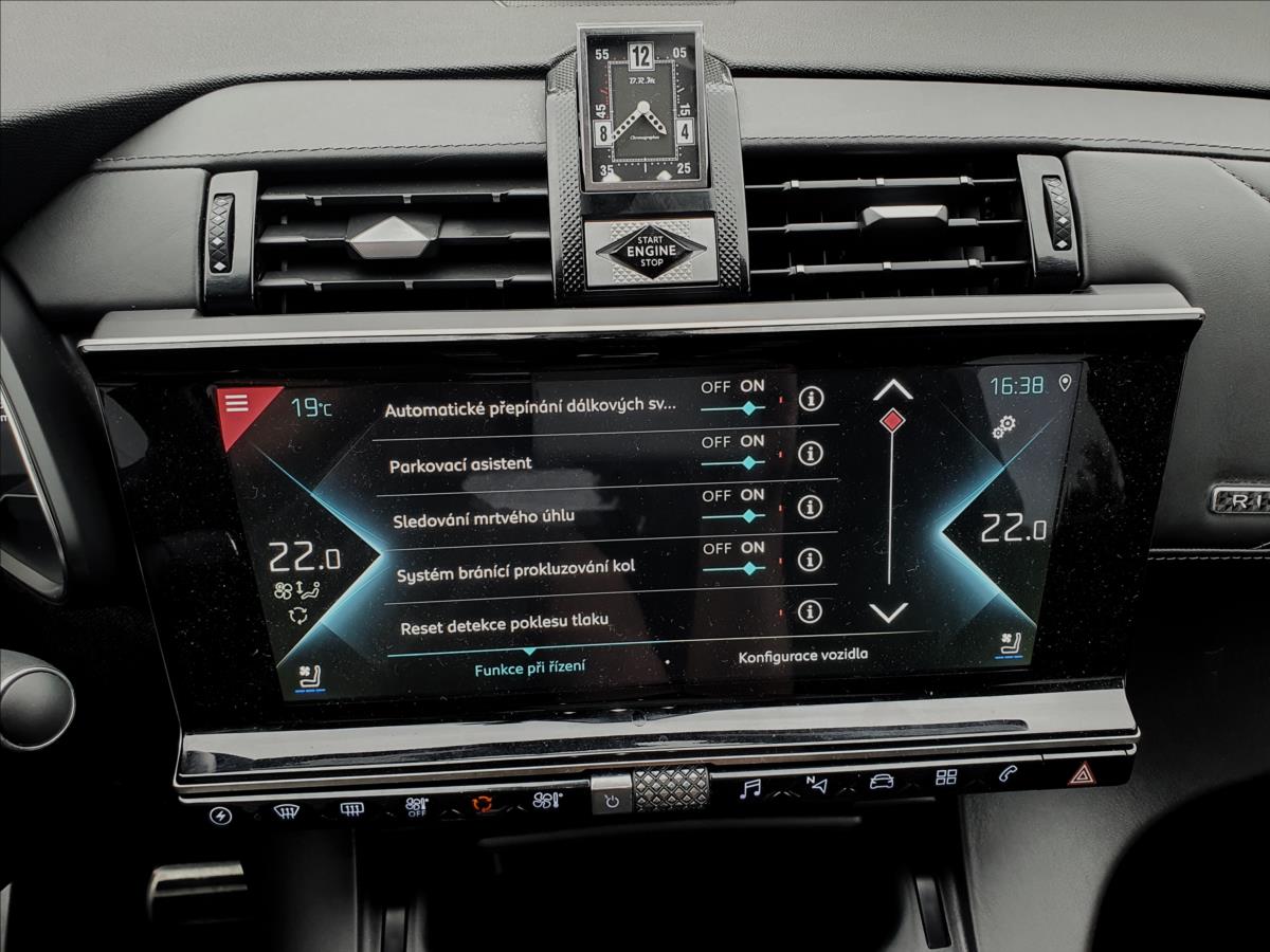 DS Automobiles DS7 Crossback