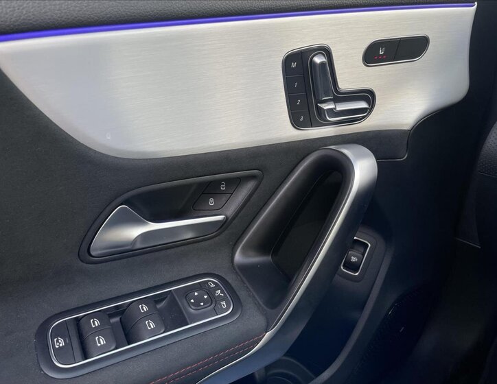 Mercedes-Benz Třídy A Sedan 2,0 l 110 kw