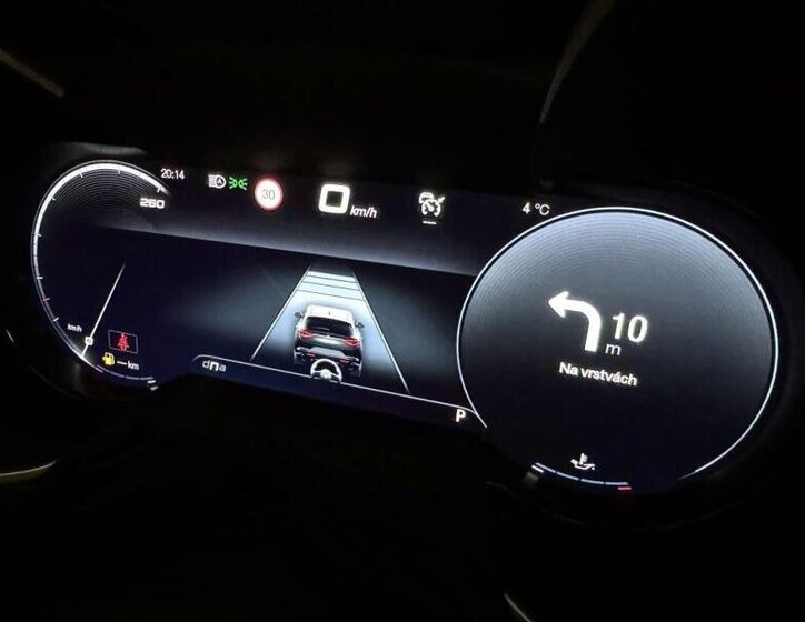 Alfa Romeo Stelvio SUV / Terénní 2,0 l 206 kw