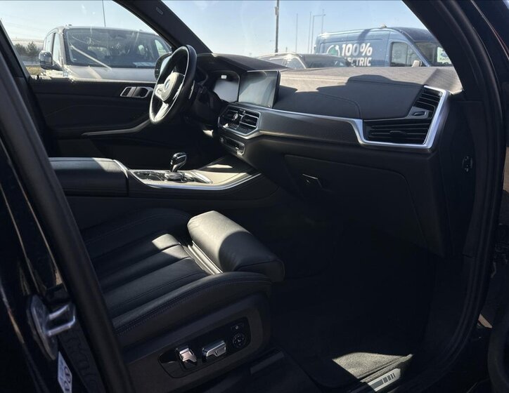 BMW X5 SUV 3,0 l 210 kw