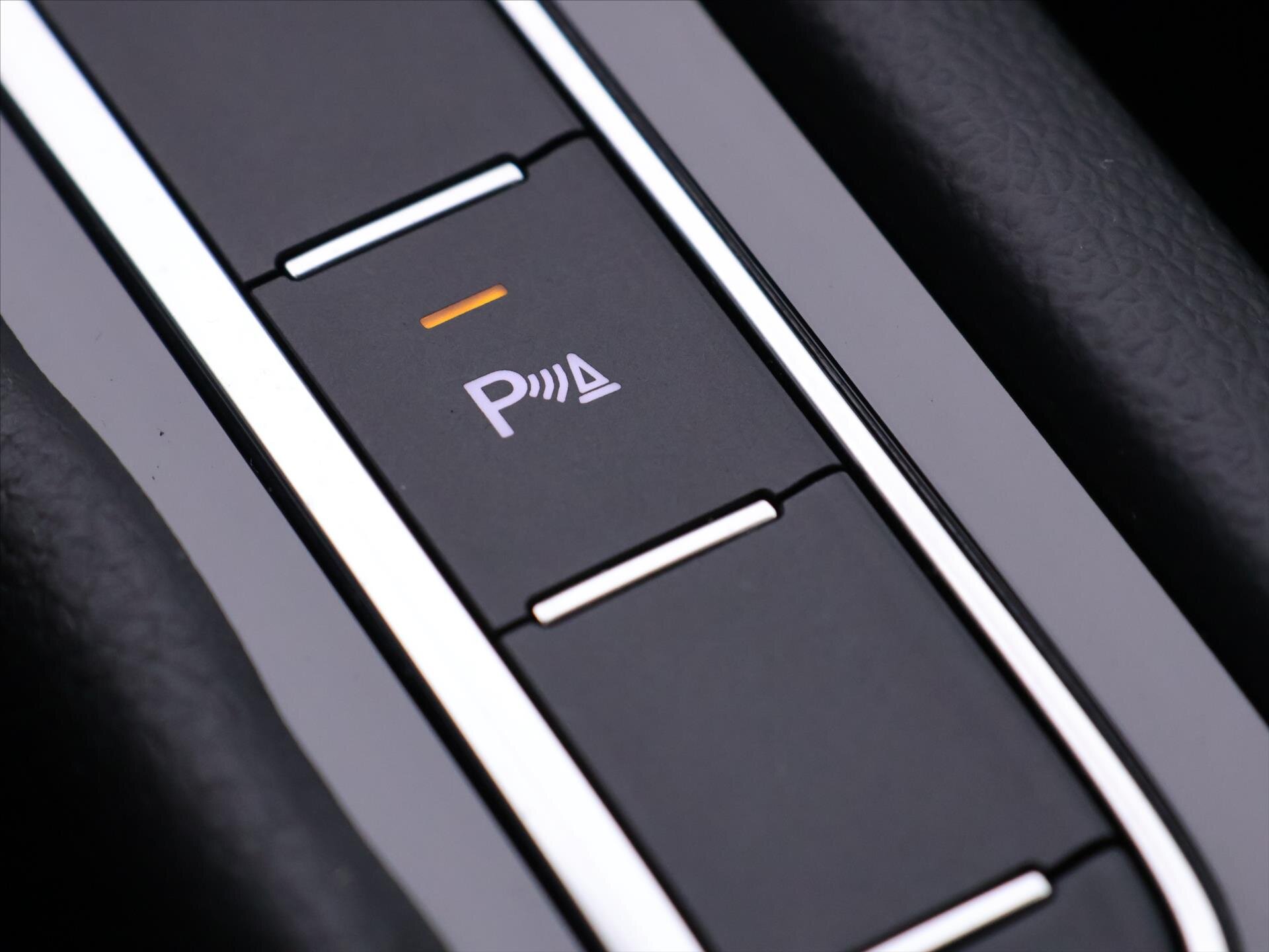 Volkswagen Arteon Kombi 2,0 l 110 kw