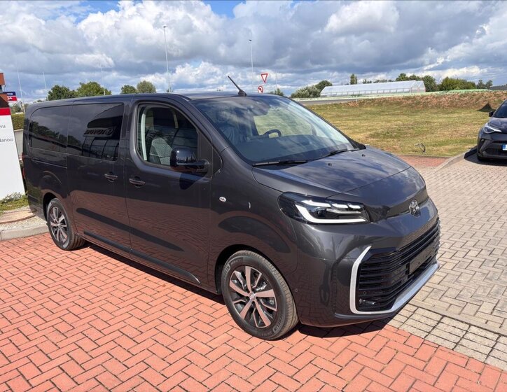 Toyota ProAce Verso 3