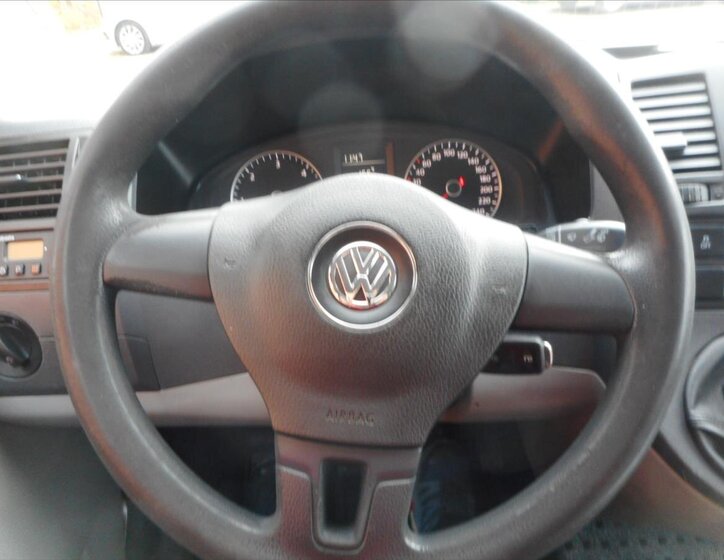Volkswagen Transporter Valník 2,0 l 103 kw