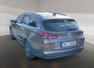 Hyundai i30 4