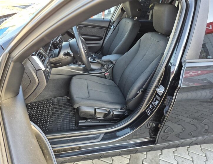 BMW Řada 3 Kombi 2,0 l 140 kw