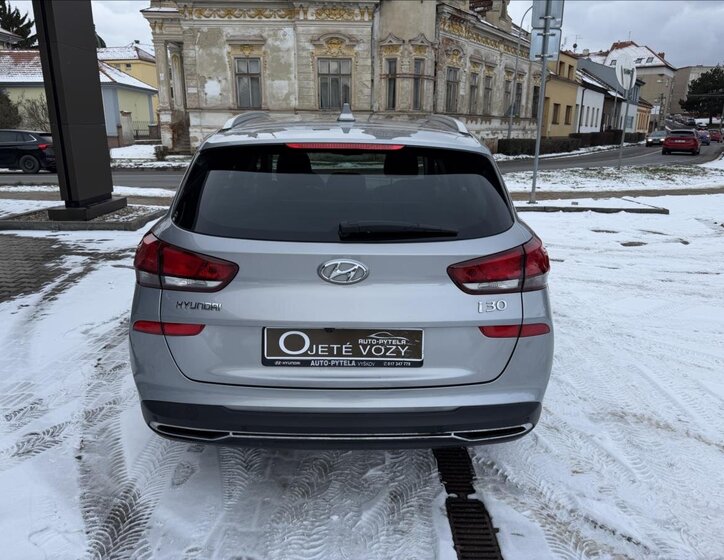 Hyundai i30 Kombi 1,5 l 117 kw