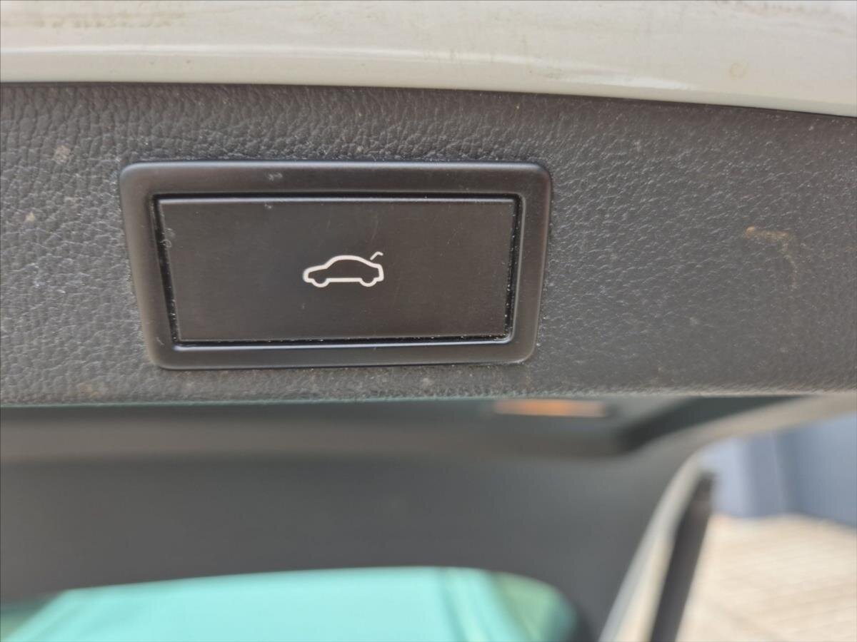 Škoda Superb Kombi 2,0 l 140 kw