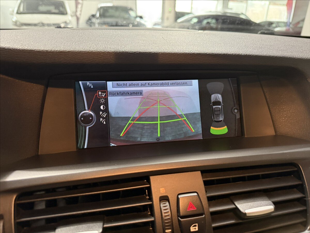 BMW X3 SUV 2,0 l 135 kw