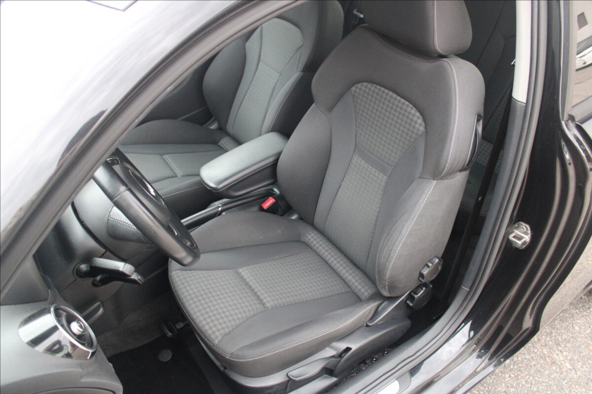 Audi A1 Hatchback 1,6 l 77 kw